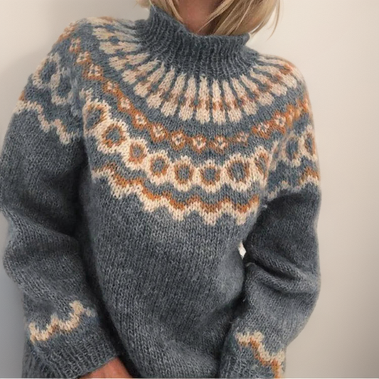 Lea | Maglione a collo alto con sprone jacquard